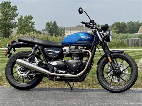 2022 TRIUMPH STREET TWIN Vehicle Details