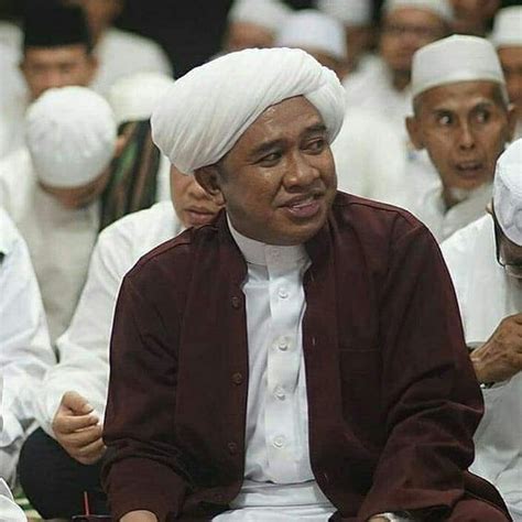 Kisah Para Ulama Dalam Menuntut Ilmu