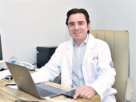 Dr Luciano Pellegrino Dr Andr Hor Cio Neurologista