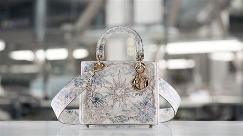 Medium Lady Dior Bag White Multicolor Sbalzo Calfskin With R Ve D