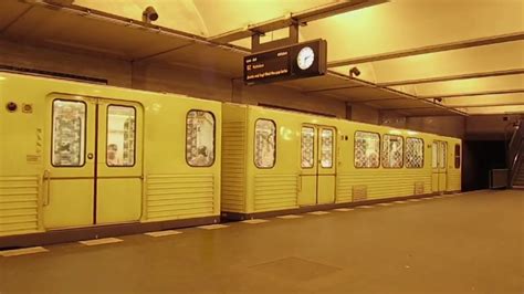 U Bahn Berlin Linie U Haltestelle Klosterstra E Ein Und