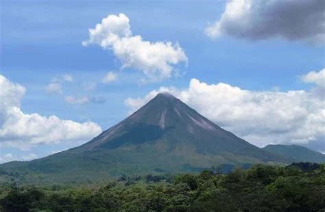 Jacó Tour Por El Volcán Arenal La Cascada Fortuna Y Las Aguas