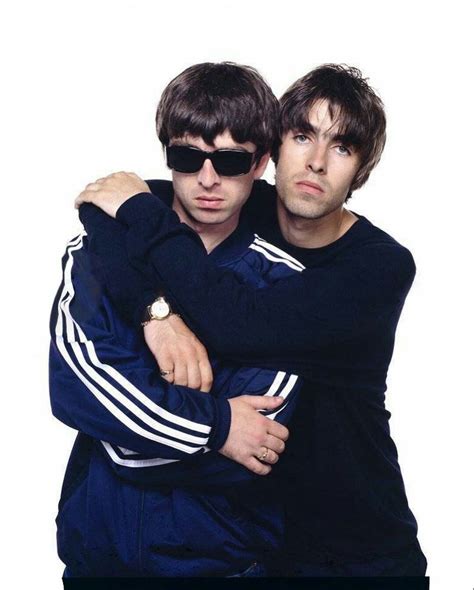 Pin By Lydia Jara On Oasis Liam Gallagher Oasis Liam And Noel Noel