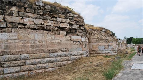 Archaeological site of Eleusis - Bon Flâneur