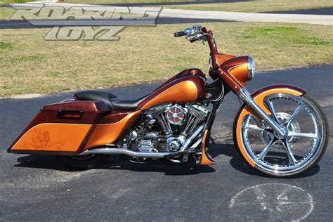 Roaring Toyz Custom Stretched Harley Davidson Road King Roaring Toyz