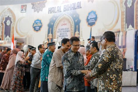 Halal Bihalal Umm Menghilangkan Luka Hati Melalui Silaturahmi Berita