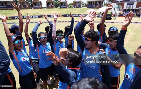 Players Of India Huddle Ahead Of The Icc Womens U19 T20 World Cup