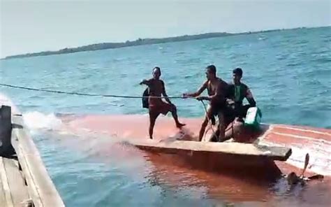 Kapal Kayu Tenggelam Di Perairan Tanjung Sembilang Kabupaten Lingga 3