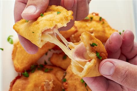 Super Tasty Cheese And Ham Empanadas