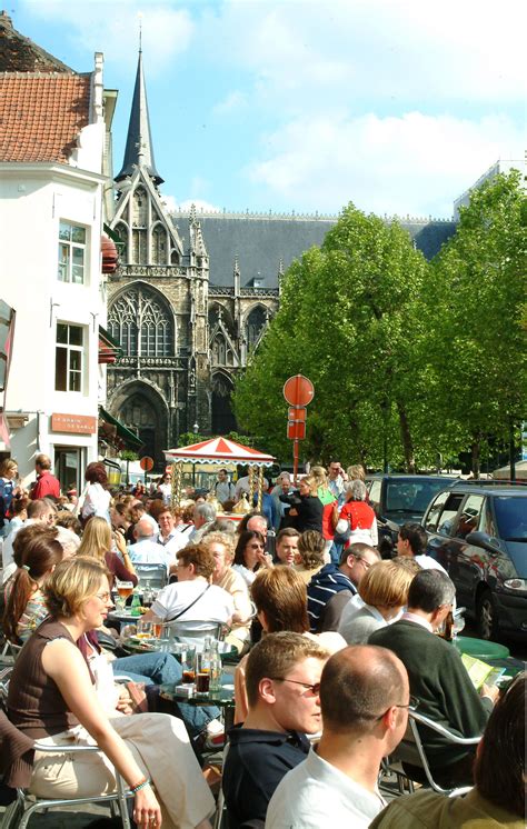 Place Du Grand Sablon à Bruxelles Grote Zavel Te Brussel