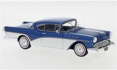 Modellino In Miniatura Buick Roadmaster Neo Hardtop Coupe