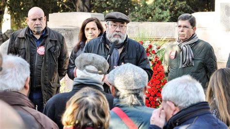 El PSOE Reivindica Su Trayectoria Frente A La Tumba De Su Fundador