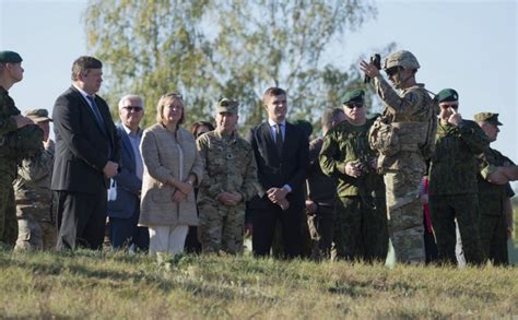 Toliau Stiprininamas Rusijos Atgrasymas Pabrad Je Nauj Audykl Per