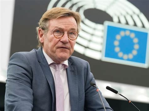 EU Kommission legt Vorschlag für EU Haushalt 2024 vor Euractiv DE