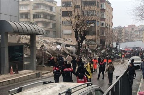 Stanbul Da Tahliye Edilen Okullar Listesi Val L K Duyurdu Deprem