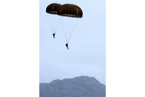 Paratroopers Strengthen French Connection GOV UK