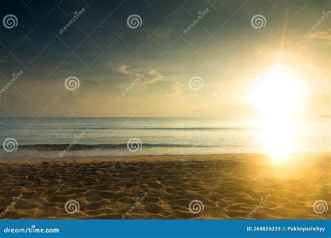 Beautiful Sunrise Over Beach Stock Image Image Of Beautiful Ocean