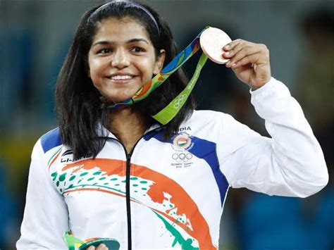 Sakshi Malik became the first Indian female wrestler to win a medal at ...