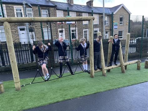 Improving Playtime at Colne Lord Street Primary School | Pentagon Play