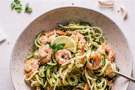 Heerlijke Healthy Garnalen Courgetti Met Pesto Freshhh