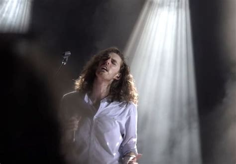 Hozier on Stage: A Captivating Performance