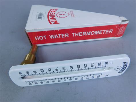 Winters TSW173 Hot Water Temperature Gauge 1 2 40 280F Angle Thermometer 8 GPM Surplus