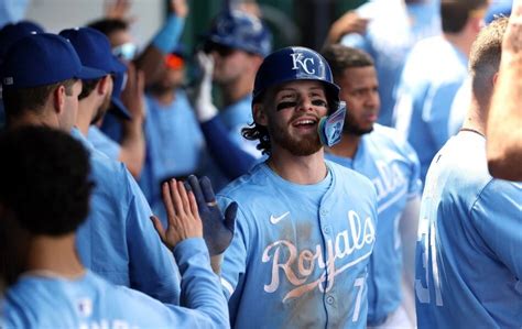 Royals vs Angels Betting: A Competitive AL Central Clash