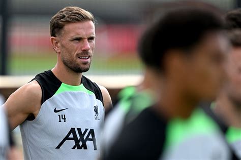 Henderson Reportedly Left Out of Liverpool Squad Due to Transfer Talks ...