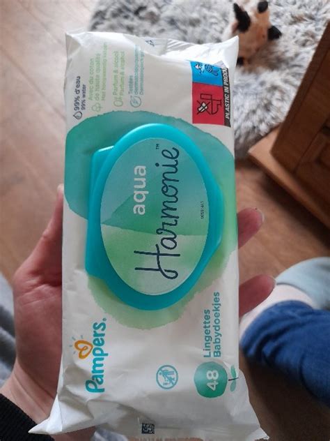 Pampers Harmonie Aqua 48 Lingettes pampers lingettes bébé okgo net