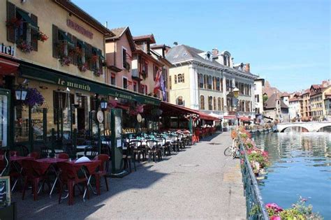 Les Meilleures Adresses De Bars Cocktails Annecy Pour Une Soir E