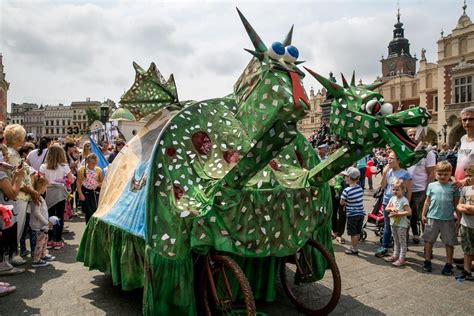 Wielka Parada Smok W W Krakowie Zdj Cie Archiwalne Dziennik Polski