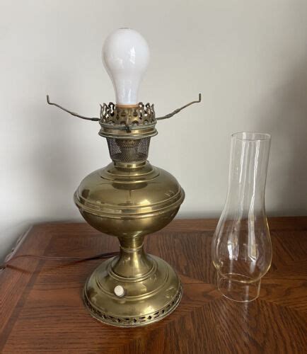 Antique Aladdin Brass Model 6 Electrified Table Oil Lamp 4611861388