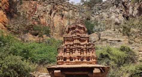 Yaganti Temple - Discover India