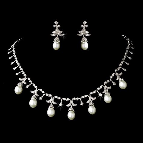 White Pearl And Cubic Zirconia Vintage Look Wedding Jewelry Set Wedding Jewelry Sets Wedding