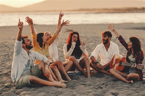 Tres Tipos De Amigos Que Hay Que Tener En La Vida Para Ser Feliz Según