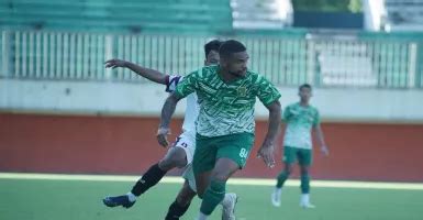 2 Hal Ini Jadi Fokus Aji Santoso Saat Pemusatan Latihan Persebaya