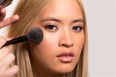 How To Create Dewy Skin Without Looking Oily Bellatory