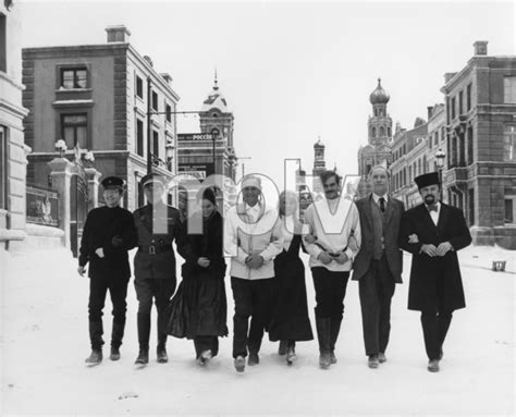 Tom Courtenay Alec Guinness Geraldine Chaplin Director David Lean