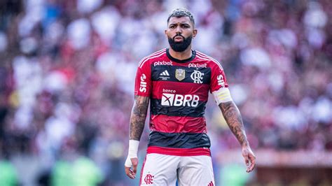 Torcedores do Flamengo criticam Gabigol Não jogou nada