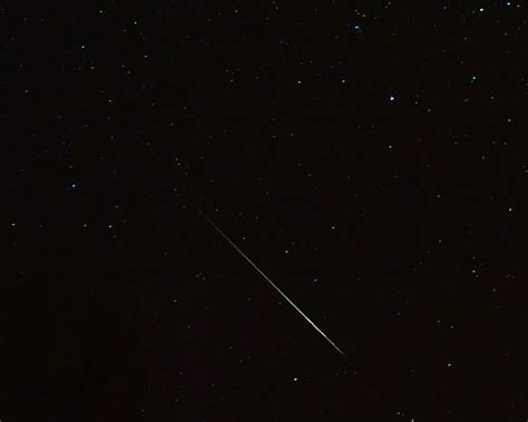 See The Geminid Meteor Shower 2023 Light Up The Sky In These Amazing Photos Space