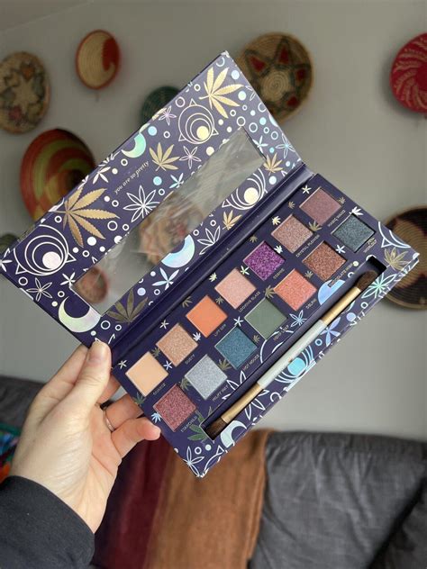 The Best Drugstore Eyeshadow Palettes To Make Your Eyes Pop