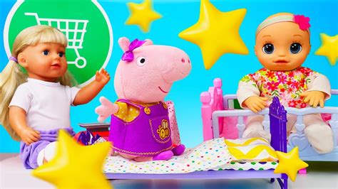 La bambola Baby Alive è cresciuta Andiamo a comprare un lettino