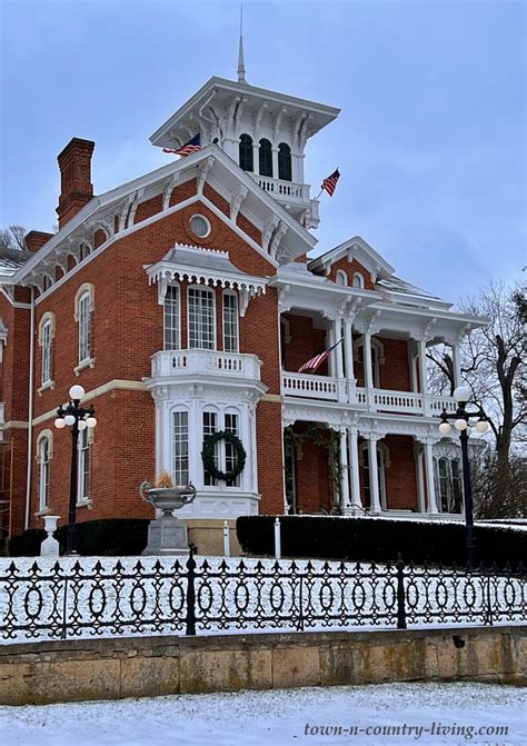 Christmas in Galena: A Treasure Trove of Historic Homes