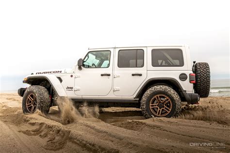 Jeep Gladiator Vs Jeep Wrangler Which Is Right For You Drivingline