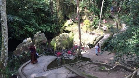 Goa Gajah Tempel In Der N He Von Ubud Bali Info