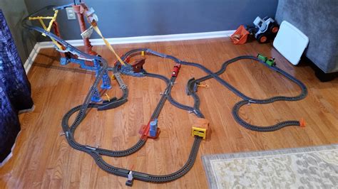 The Cyclone Edition: 8 Track Layouts for Thomas the Train TrackMaster Sets