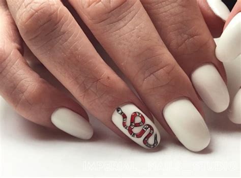 20 Dope GUCCI Nail Designs To Try In 2025 NAILSPIRATION