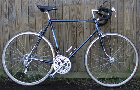 Vintage Fuji touring bike -- please help identify - Bike Forums