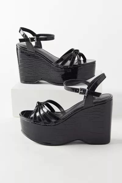 Uo Viola Platform Sandal Urban Outfitters