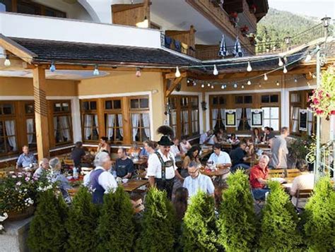 Gasthof Restaurant In Garmisch Partenkirchen Hotel Schatten